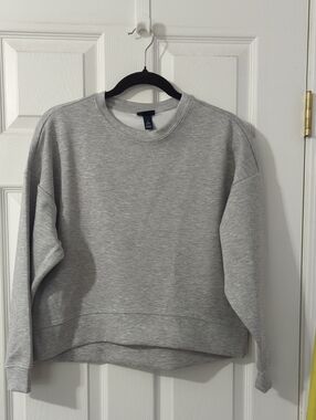 Everyday Lightweight Gray Crewneck Sweatshirt